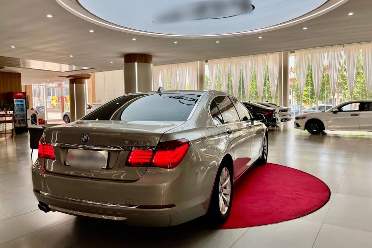 Used BMW 7 Series 2013 730Li Leading Model
