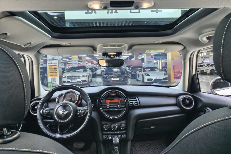Used  MINI 2016 1.2T ONE Pioneer Edition Five-Door Version
