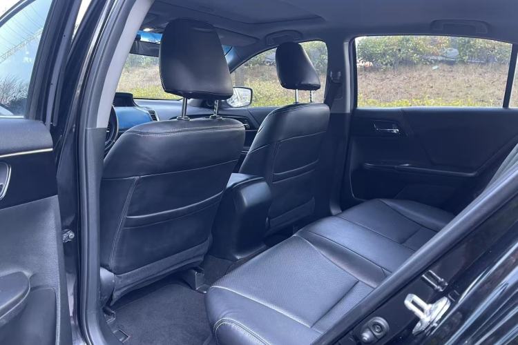 Used Honda Accord 2016 2.0L Comfort Edition
