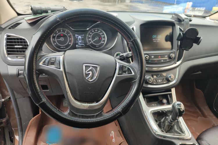 Used Baojun 560 2016 1.5T Manual Luxury Version