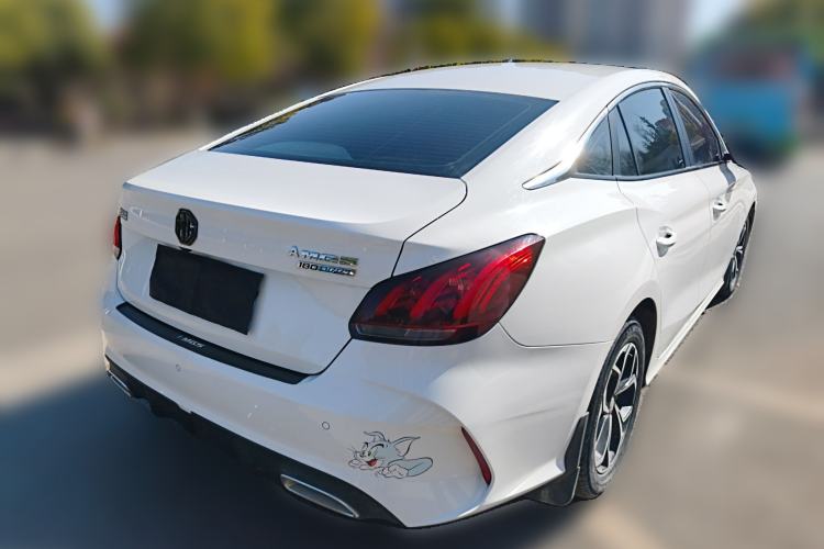 Used MG 5 2021 180 DVVT CVT Youth Luxury Edition
