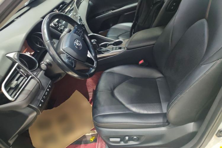 Used Toyota Camry 2018 2.5G Luxury Edition
