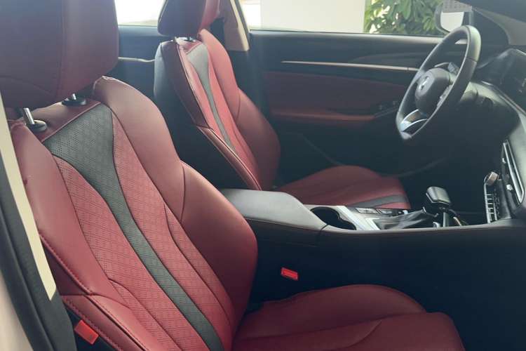 Used Changan Eado 2021 PLUS Blue Whale NE 1.4T GDI DCT Prestige Model
