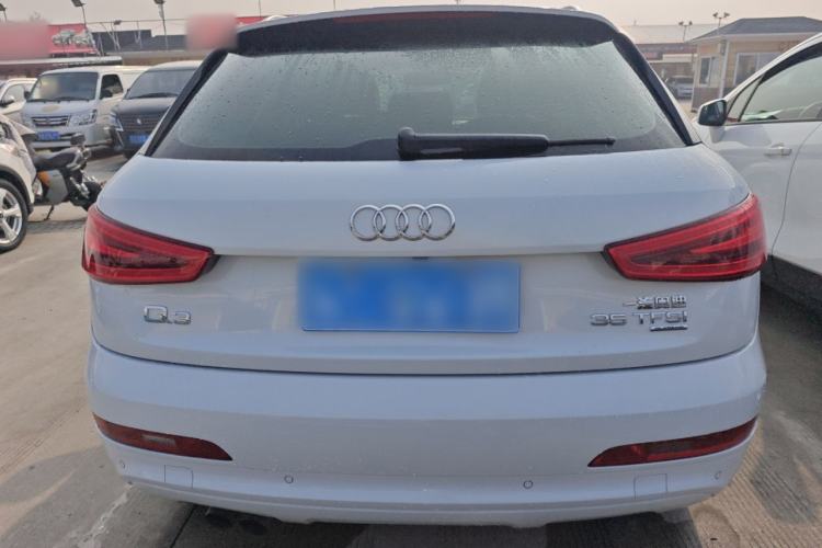 Used Audi Q3 2015 35 TFSI quattro Comfort model
