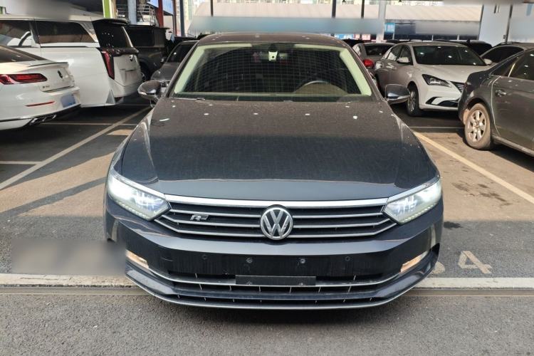 Used Volkswagen Magotan 2017 380TSI DSG Luxury Model