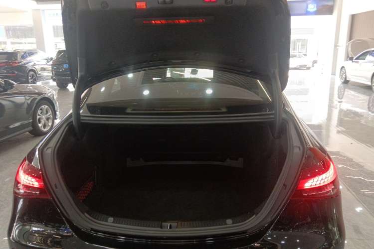 Used Mercedes-Benz E-Class 2021 Facelift E 300 L Stylish Edition
