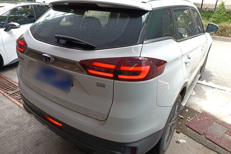 Used Geely Auto Emgrand X7 Sport 2018 1.8TD Automatic Two-Wheel Drive Smart Connect 4G Internet Edition