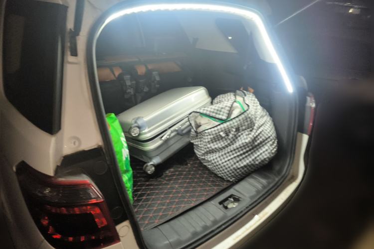 Used Oshan CX70 2016 1.6L manual luxury version
