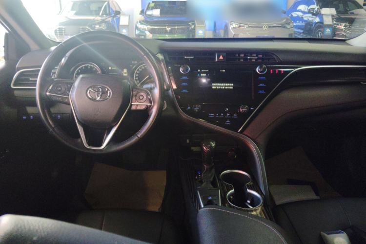 Used Toyota Camry 2019 Revised Version 2.0G Luxury Edition