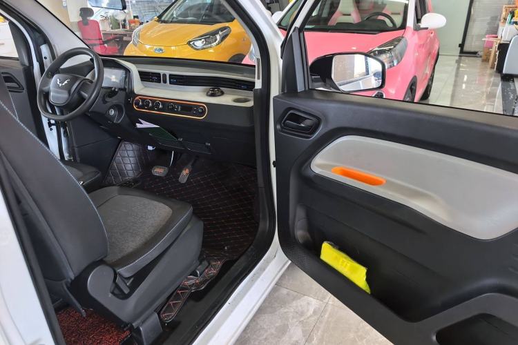 Used Wuling Hongguang MINIEV 2020 Enjoyment Model Lithium Iron Phosphate
