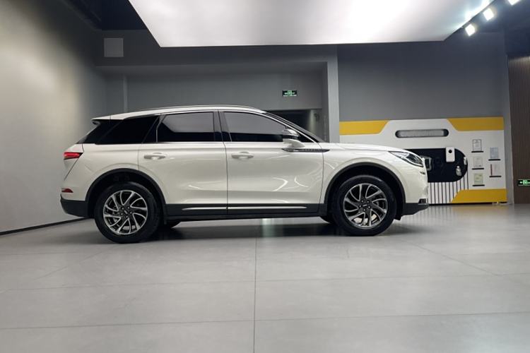 Used Lincoln Corsair 2022 2.0T Two-Wheel Drive Deluxe Edition