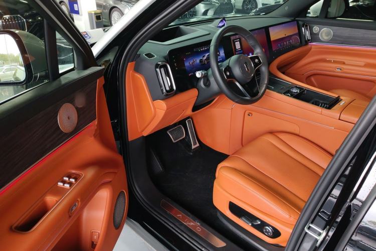 Used Hima AITO M9 2024 Range-Extended Ultra Version 52 kWh 6-Seater Model
