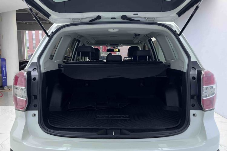 Used Subaru Forester 2015 2.0i Special Edition Commemorative Model
