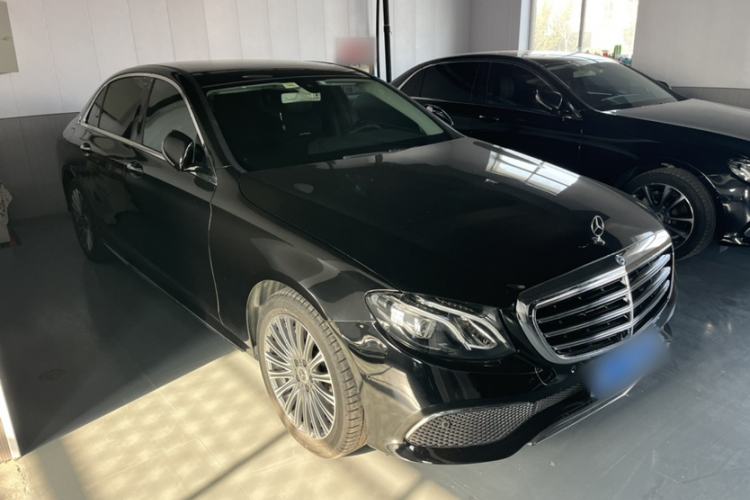 Used Mercedes-Benz E-Class 2019 E 300 L Sporty and Stylish Model
