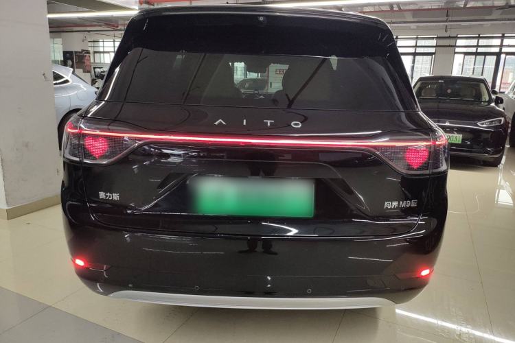 Used Hima AITO M9 2024 All-Electric Max Version 100 kWh 6-Seater
