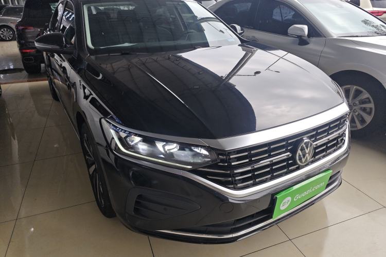 Used Volkswagen Passat 2025 Premium Version 380TSI Dragon Edition
