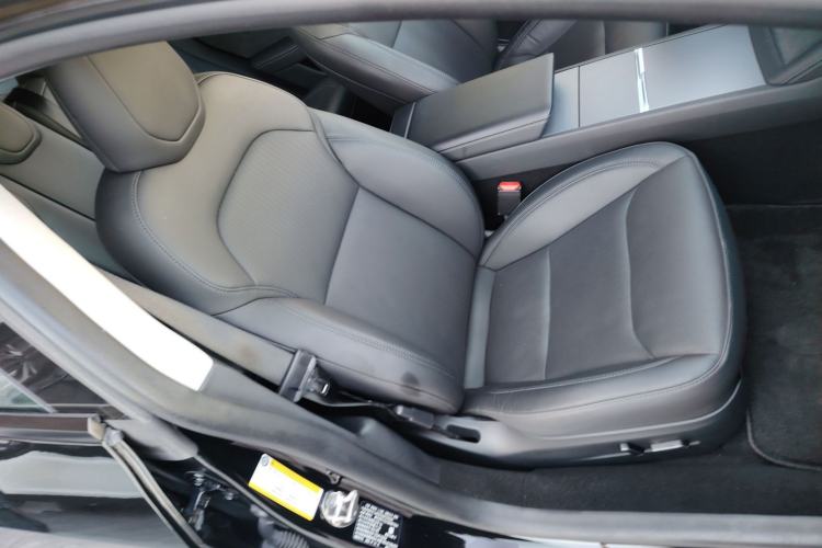 Used Tesla Model 3 2023 Long-Range All-Wheel-Drive Version