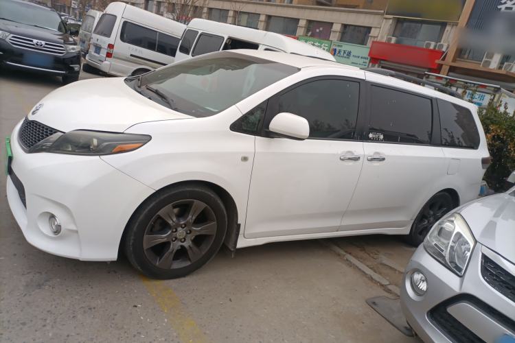 Used Toyota Sienna 2016 3.5L Two-Wheel Drive 7-Seater Parallel Import