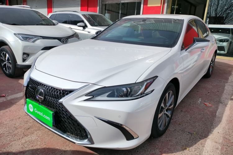 Used Lexus ES 2020 200 Excellence Edition