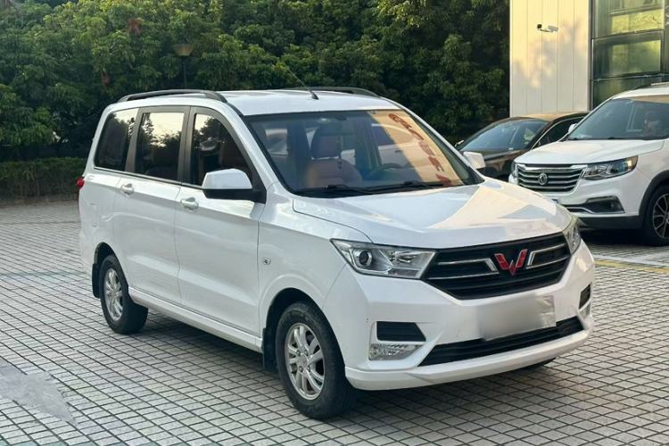 Used Wuling Hongguang 2018 1.5L S Comfort Model L2B
