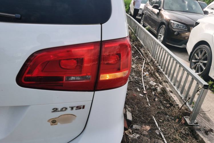 Used Volkswagen Sharan 2014 2.0 TSI Standard Model
