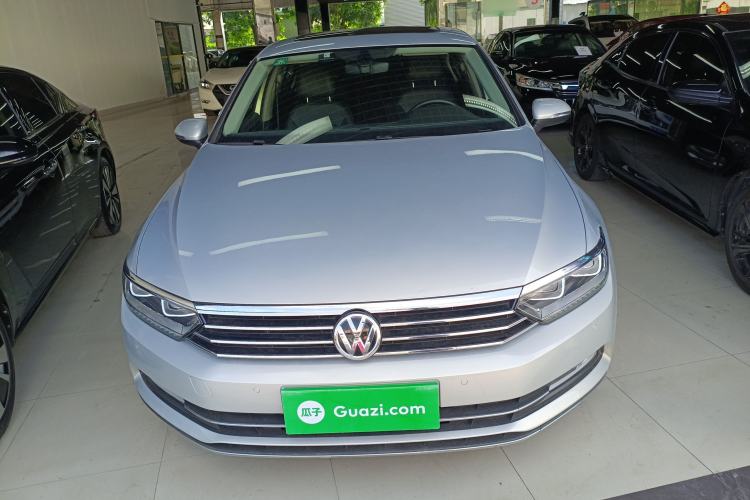 Used Volkswagen Magotan 2019 330TSI DSG Luxury Model China V Standard
