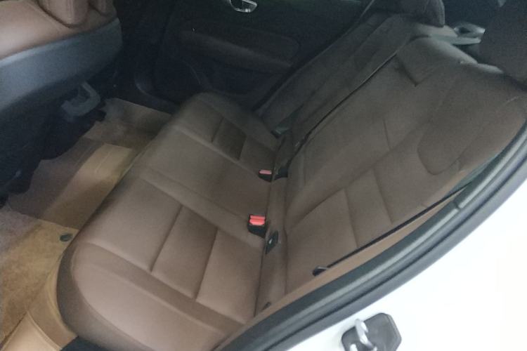 Used Volvo S60 2025 B4 Zhiyi Luxury Edition
