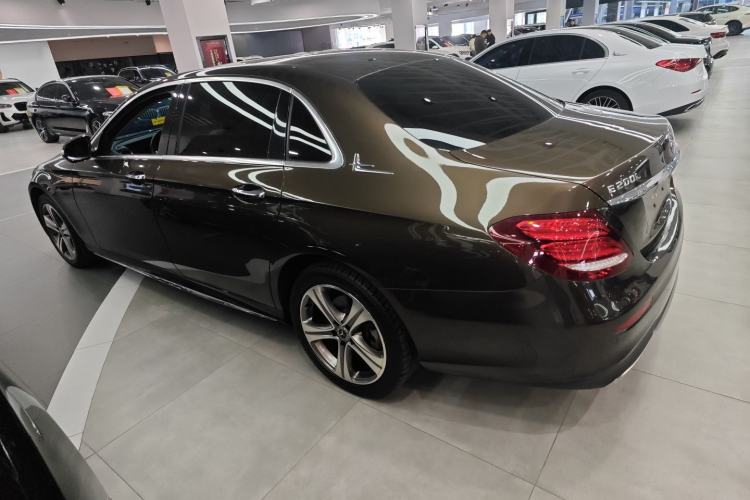 Used Mercedes-Benz E-Class 2018 Facelift E 200 L Sport Edition