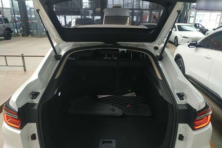 Used Changan CS85 COUPE 2019 2.0T Automatic Version China V Standard
