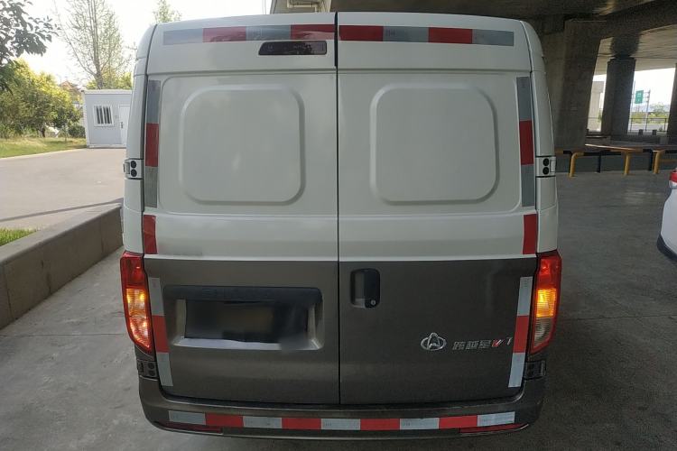 Used Kuayue Kuayue Xing V7 2022 1.6L Gasoline Luxury Model 2-Door Dual-Swing Doors DAM16KR
