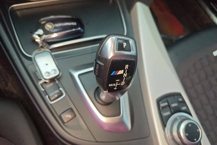 Used BMW 3 Series 2016 320i Fashion Model