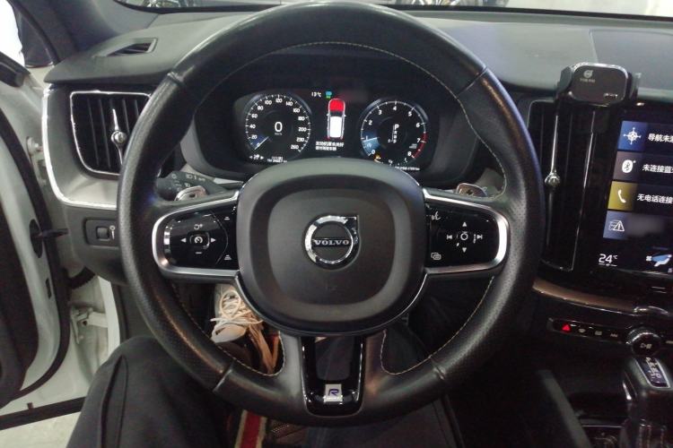 Used Volvo XC60 2019 T5 4x4 Zhiyuan Edition China VI Standard