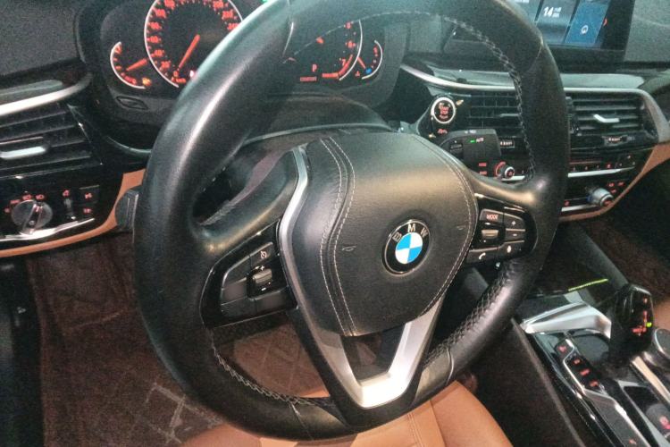 Used BMW 5 Series 2018 528Li Launch Special Edition
