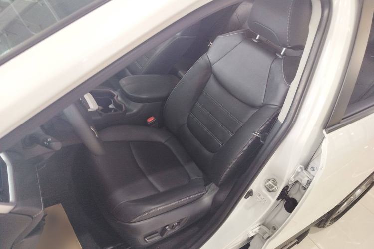 Used Toyota RAV4 2022 2.0L CVT Two-Wheel Drive Fashion Plus Edition
