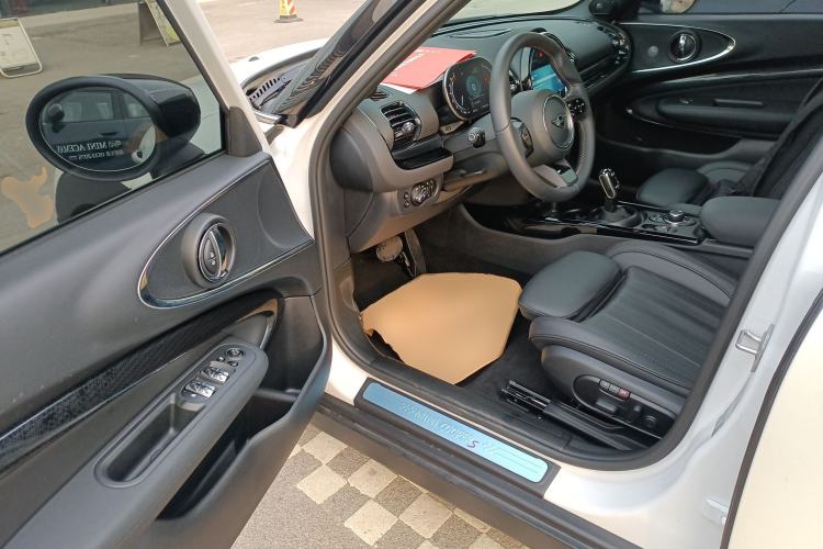 Used  Clubman 2023 Revised 2.0T COOPER S Connoisseur
