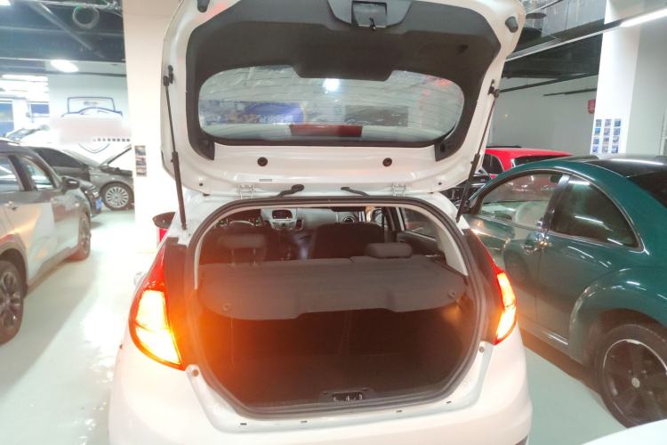 Used Ford Fiesta 2013 Hatchback 1.5L Automatic Fashion Edition