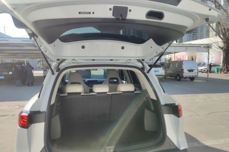 Used BYD Yuan UP 2025 Model 301KM Leading Version