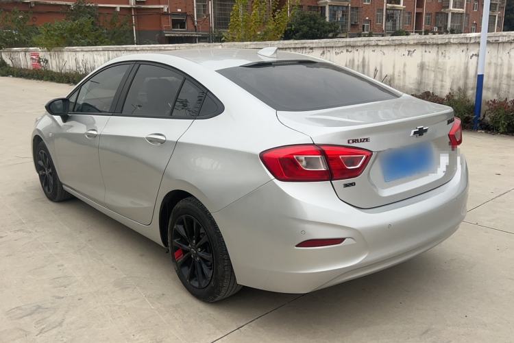 Used Chevrolet Cruze 2018 Redline 320 Automatic Xuanfeng Urban Edition
