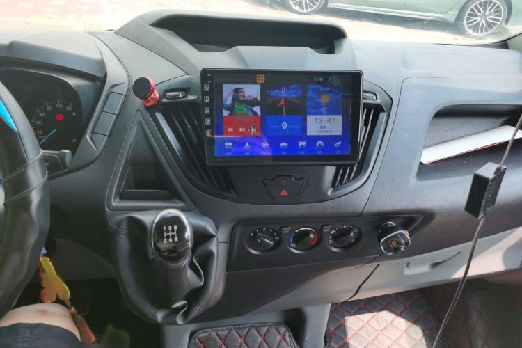 Used Ford Transit 2020 2.0T Gasoline Multi-Purpose Commercial Vehicle Mid-Drive Low-Roof Lift-Up Tailgate China VI Standard