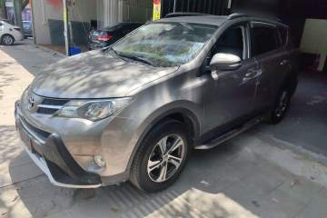 Used Toyota RAV4 2015 2.0L CVT Two-Wheel Drive Fashion Edition