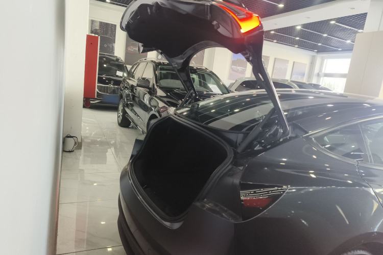 Used Tesla Model 3 2023 Rear-Wheel-Drive Version
