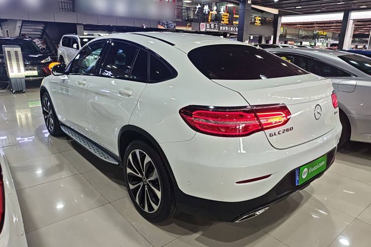 Used Mercedes-Benz GLC Coupe 2019 GLC 260 4MATIC Coupe SUV

