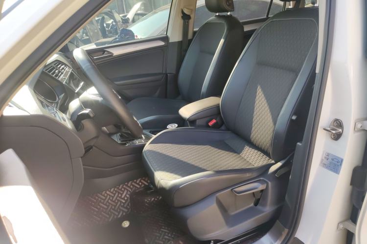 Used Volkswagen Tiguan L 2017 330TSI Automatic Two-Wheel Drive Luxury Edition
