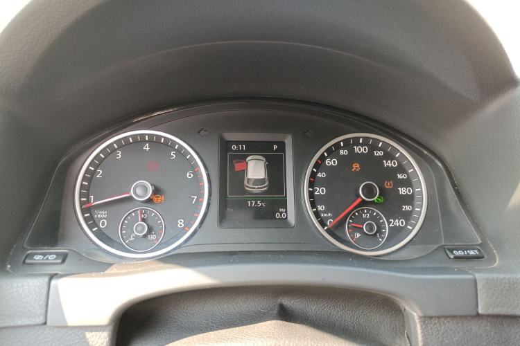 Used Volkswagen Tiguan 2015 1.8TSI Automatic Two-Wheel Drive Luxury Model