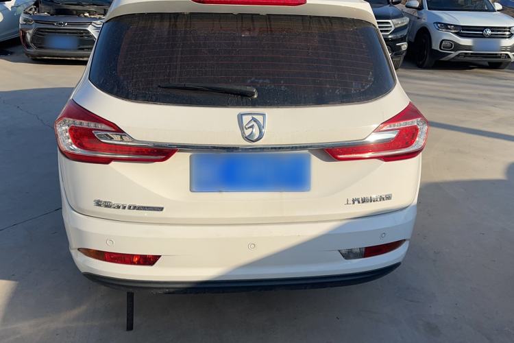 Used Baojun 310W 2017 1.5L Manual Fashion Model China V
