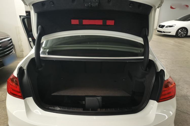 Used BMW 3 Series 2014 320Li Anniversary Limited Edition
