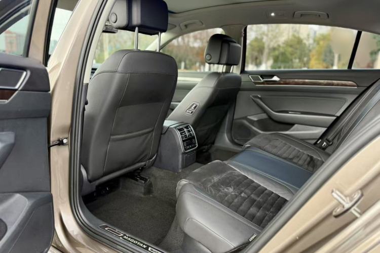 Used Volkswagen Magotan 2017 380TSI DSG Luxury Model
