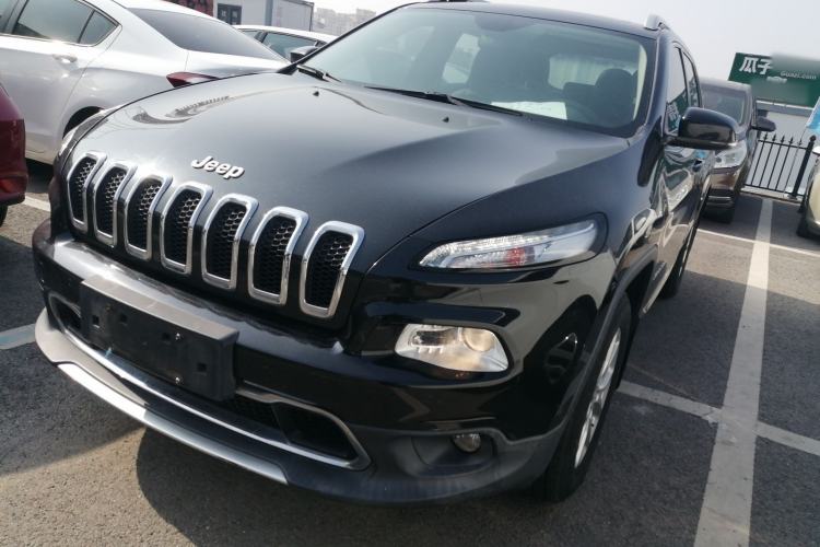 Used Jeep Cherokee 2016 2.4L Professional Smart Version