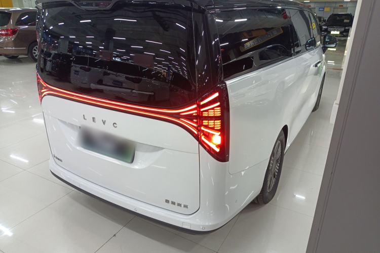 Used  LEVC L380 2025 650 km Flagship Edition All-Wheel Drive