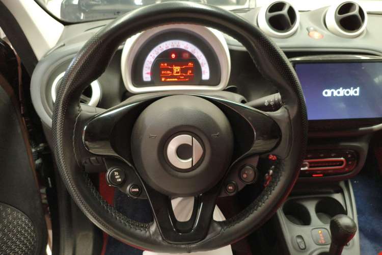 Used  forfour 2016 1.0L 52 kW Dynamic Edition
